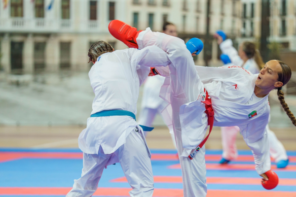 จุดเด่นเชิงเทคนิคของนักเทควันโดสเปนเมื่อเทียบกับชาติชั้นนำ